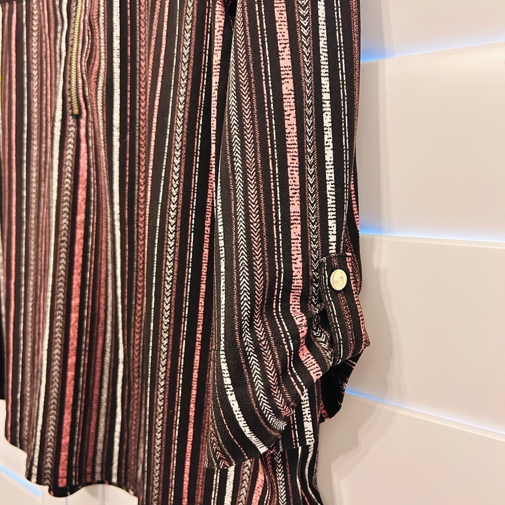 🖤 Fifty Street Striped Zip-Front Blouse – Size XL - Picture 5 of 8